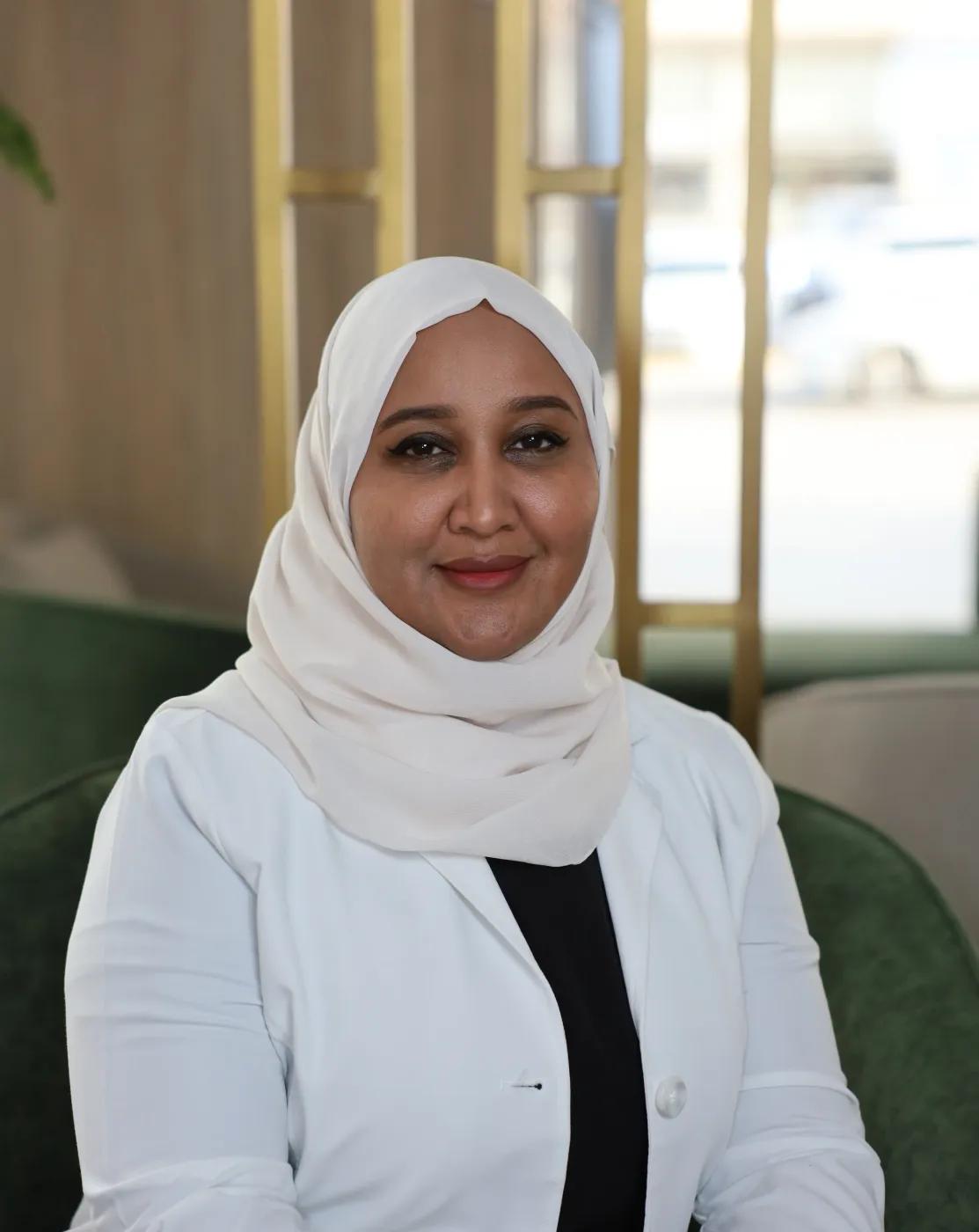 د. نسرين الصديق، استشارية الأمراض الجلدية والتجميل